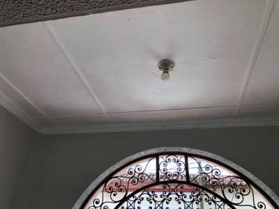 Foto 060 — Puertas, ventanas y herrería
