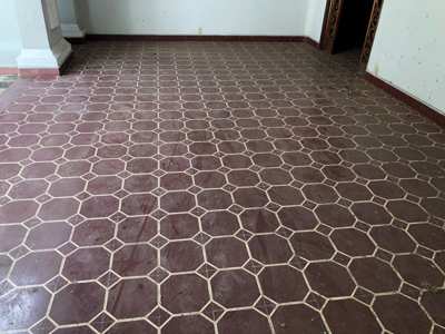 Foto 085 — Pisos e interiores