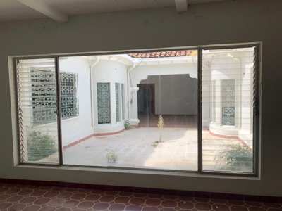 Foto 118 — Puertas, ventanas y herrería