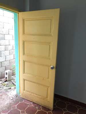 Foto 233 — Puertas, ventanas y herrería