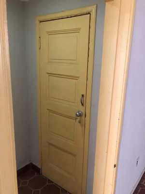 Foto 329 — Puertas, ventanas y herrería