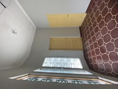 Foto 403 — Pisos e interiores