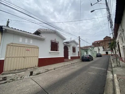 Foto 429 — Fachadas y patios