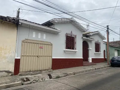 Foto 431 — Fachadas y patios